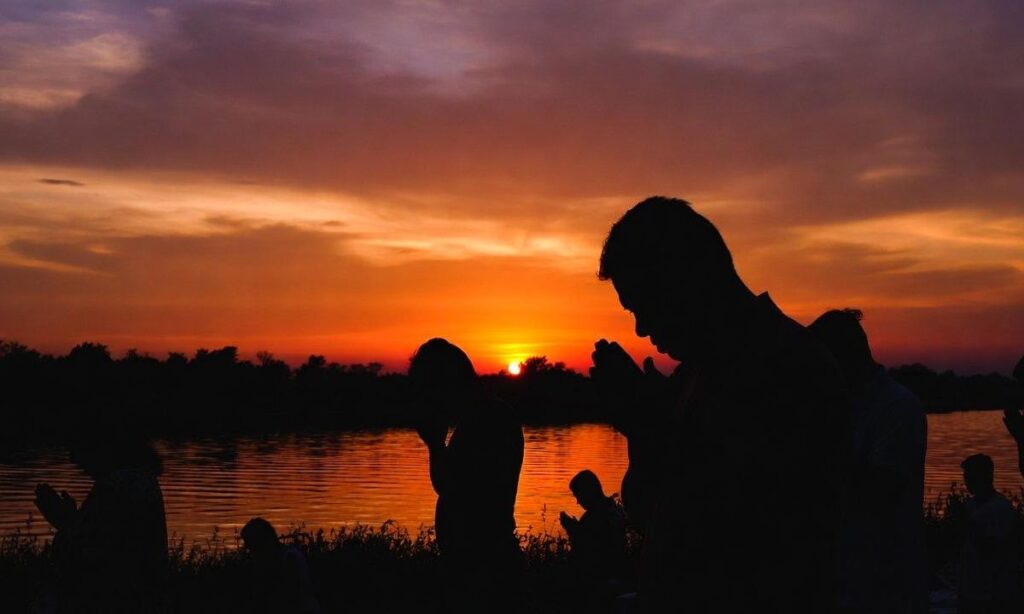 Evening Prayers for Peace and Reflection